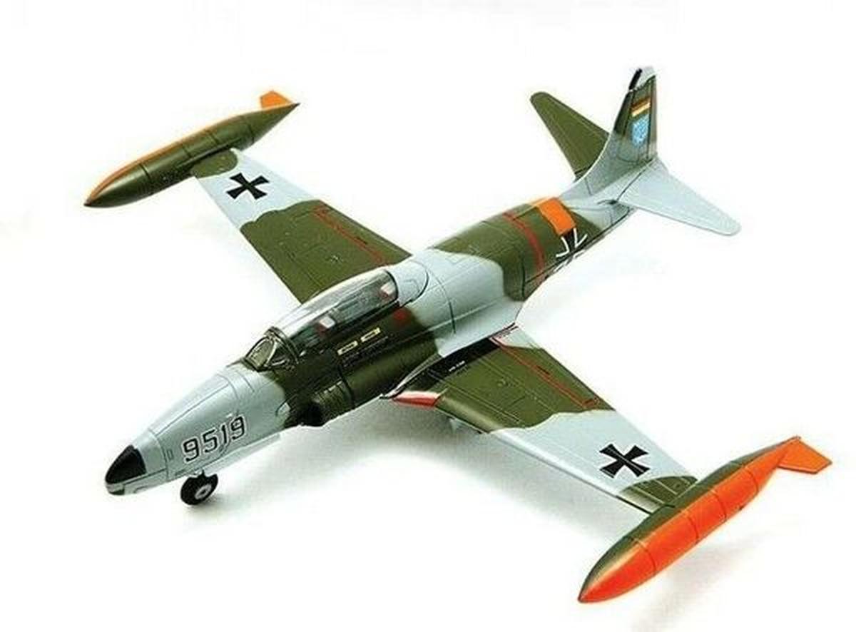 1/72 FALCON-MODELS (FA722008) LOCKHEED T33A SHOOTING-STAR (9519) DEUTCHE BUNDES LUFTWAFFE No.10 WAFFENSCHULE 1973 (LIMITED EDITION)