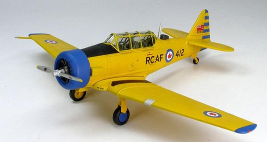 1/72 HOBBYMASTER (HA1521) C.C.F. HARVARD MK-IV (20412) R.C.A.F. "GOLDILOCKS" (LIMITED EDITION of ONLY 750)