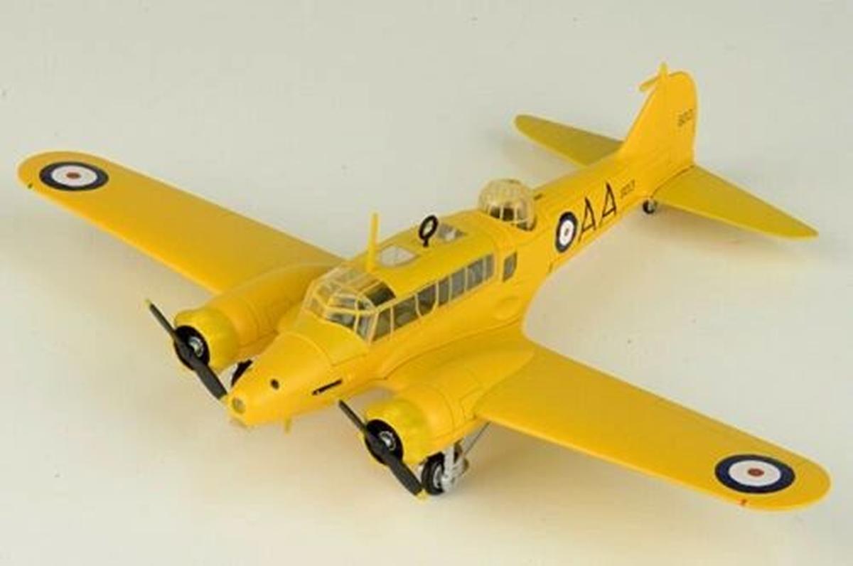 1/72 OXFORD PREMIUM ( 72AA006) AVRO ANSON MK-I (6013) R.C.A.F No.1 SERVICE FLIGHT (LIMIED EDITION)