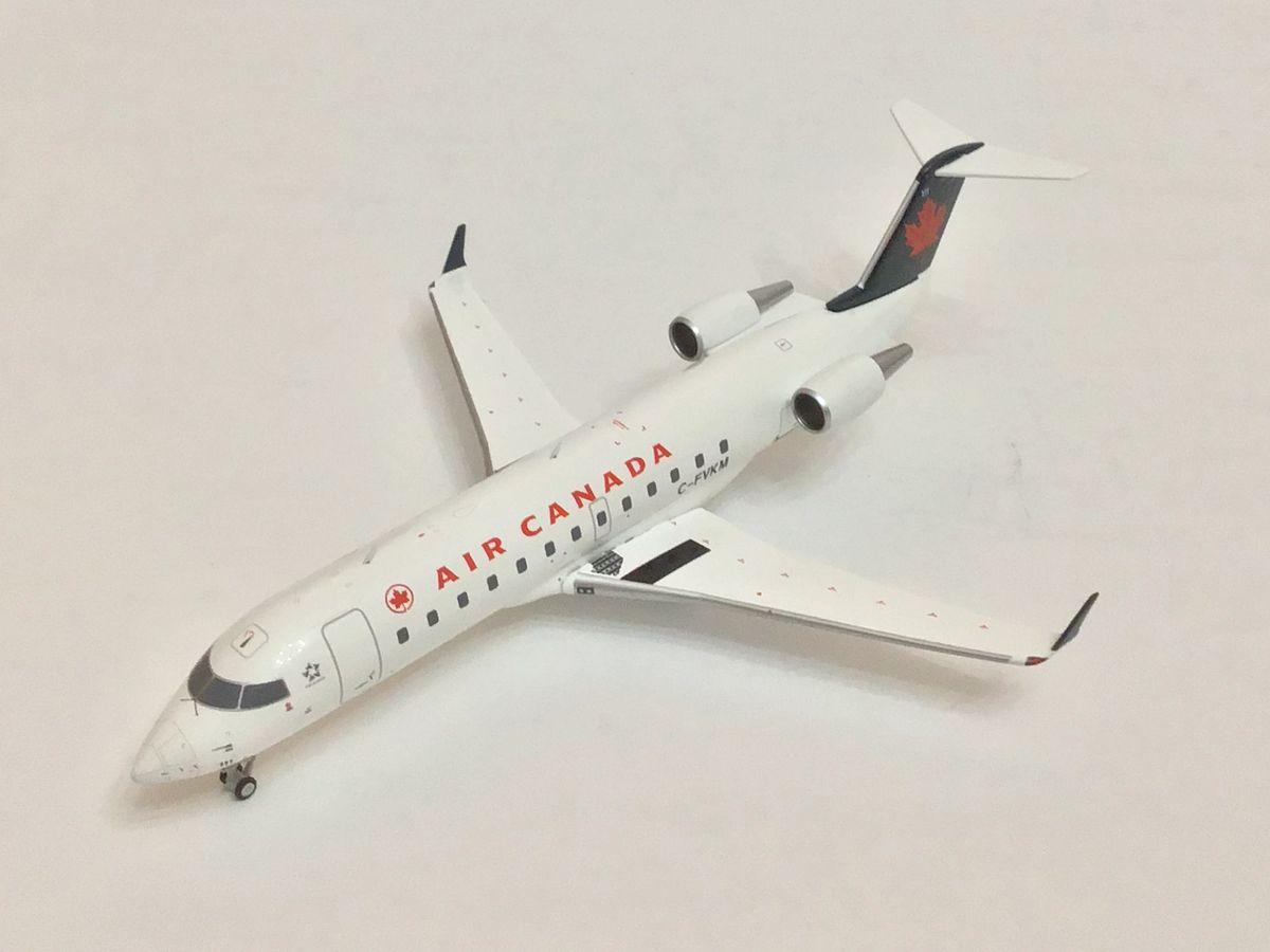 1/200 HYJL-WINGS BOMBARDIER CRJ100ER AIR CANADA (LIMITED EDITION of ONLY 80 WITH CARD)