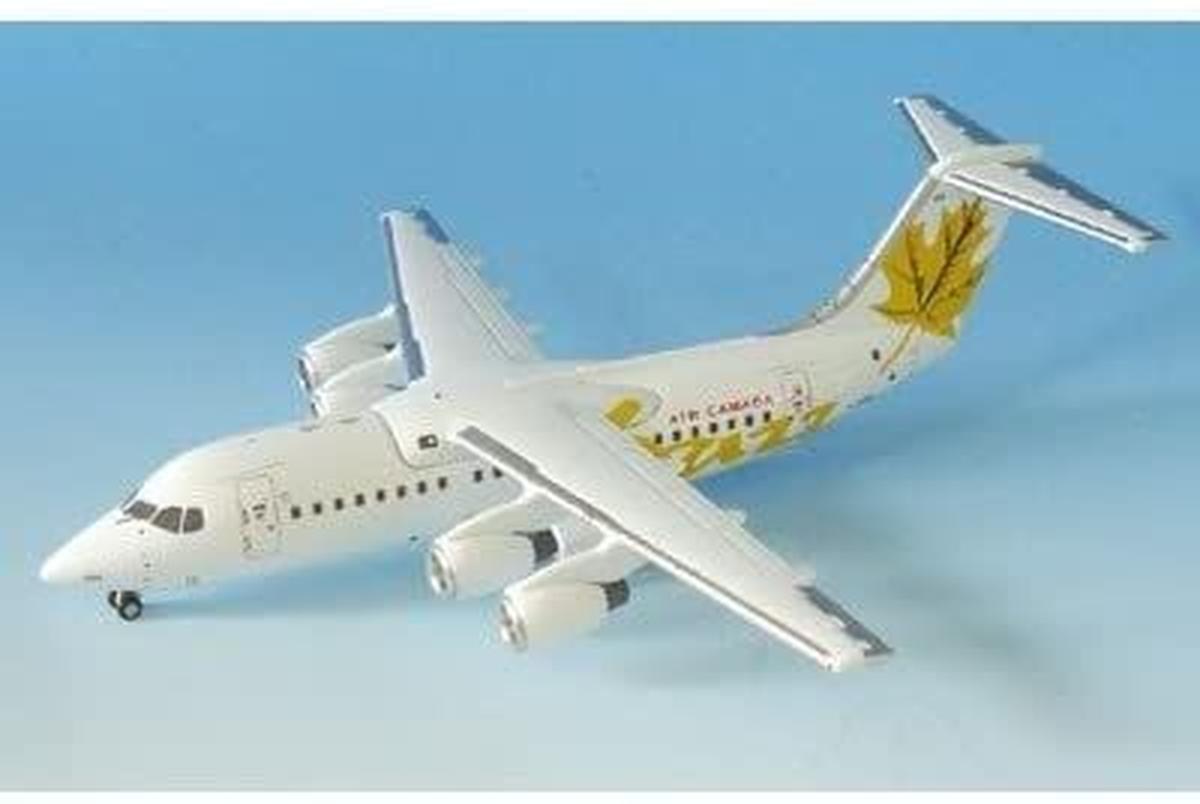 1/200 JC-WINGS AVRO/BAe146-200 AIR CANADA JAZZ YELLOW MAPLE-LEAF (LIMITED EDITION)