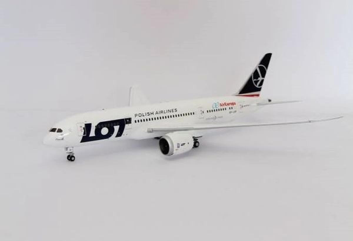 1/200 JC-WINGS BOEING B787-8 LOT POLISH AIRLINES AIR-EUROPA (LIMITED EDITION)