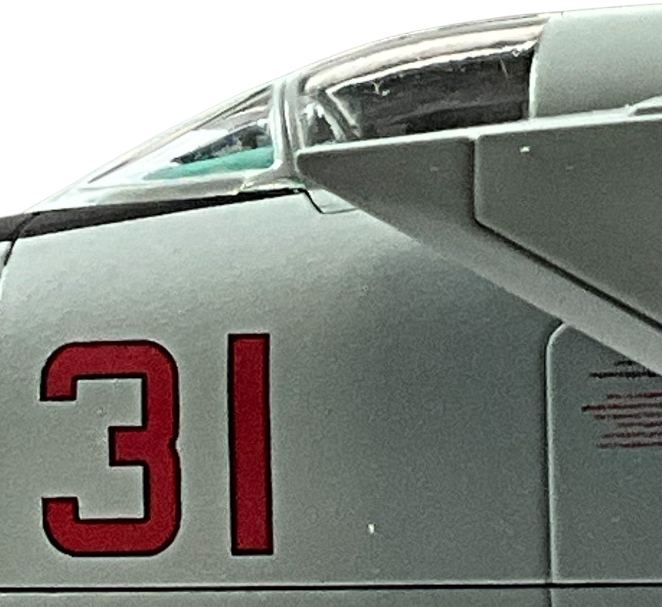 1/72 HobbyMaster (HA5601) Mikoyan MiG25P Foxbat (Red 31) flown by Lt. (Sg.) V. Belenko defection to  Hakodate, Japan 1976 513th Fighter Rgt, 11th Air Army, Soviet Air Force (Limited Edition) 2017 Release