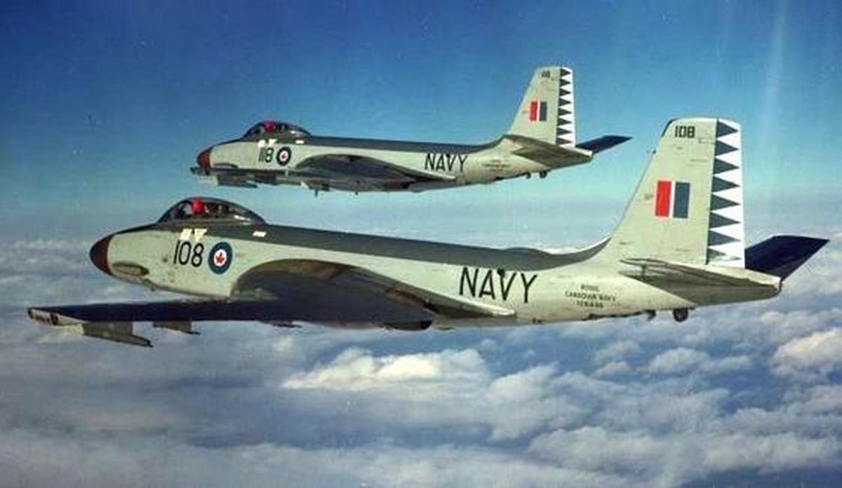 1/72 FALCON-MODELS (FA722XXX) McDONNELL F2H-3 BANSHEE R.C.N. 870-SQDN H.M.C.S. BONAVENTURE CVL22 1955-1962