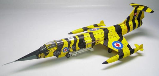 1/72 HOBBYMASTER (HA1005) CANADAIR CF104 STARFIGHTER (104770) C.A.F. 439 "SABRE-TOOTHED-TIGERS " SQDN CAMBRAI, FRANCE N.A.T.O. TIGER MEET 1972 (LIMITED EDITION of ONLY 1500)