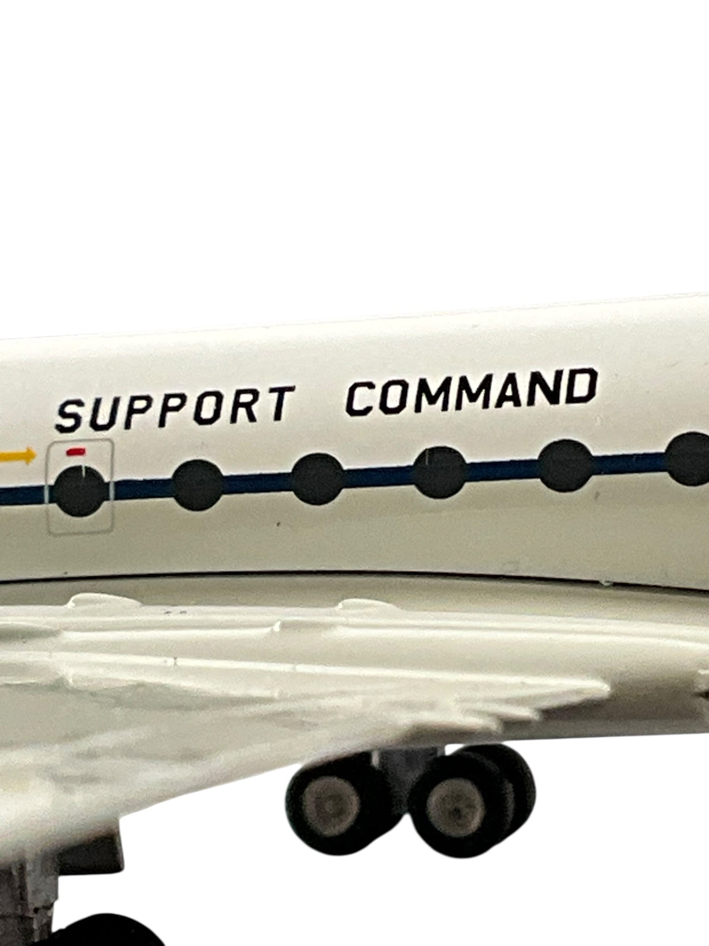 1/200 (Inflight200) Aviation Retail Direct (ARD2046) De Havilland DH106 Comet 4C (XR397) No.216 Sqdn, Air Support Command, R.A.F. (Limited Edition) 2017 Release