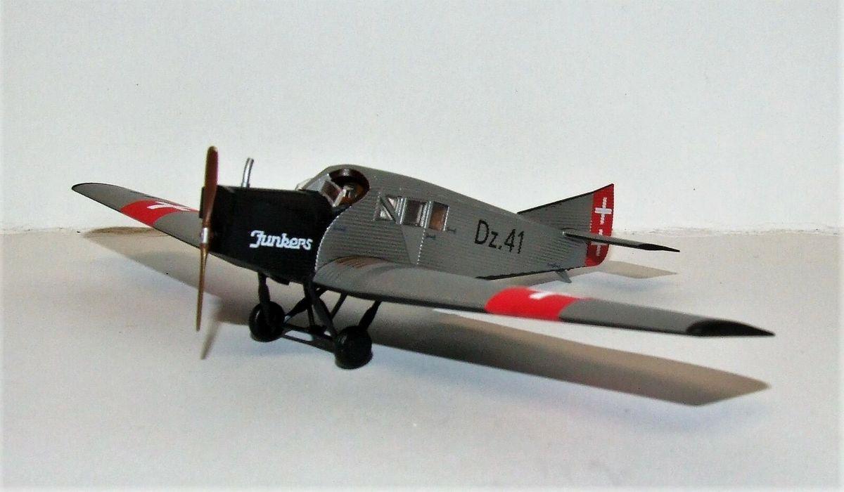 1/87 HERPA (HE019361) JUNKERS F13 (DZ-41) DANZIGER-LUFTPOST * WEIMAR-REPUBLIC * 1921-1923 (LIMITED EDITION)