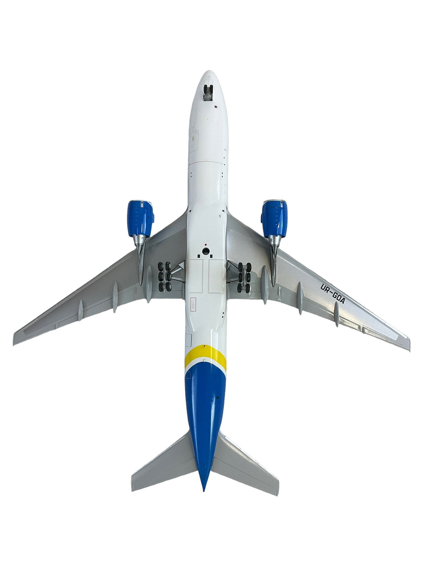 Ukrainian International Airlines Boeing 777-200ER JC Wings 1:200 Scale Die Cast Model NIB