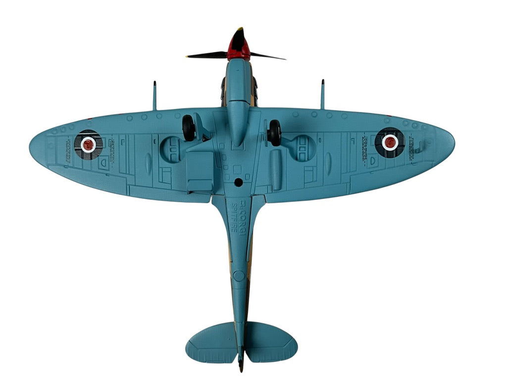 1/72 Corgi (AA31902) Supermartine Spitfire Mk.VB (EP706 / T-L) flown by Sqn/Ldr. Maurice "Mike" Stephens, 10th Oct 1942 Takali, Malta No.249 Sqdn R.A.F. (Limited Edition) 2002 Release
