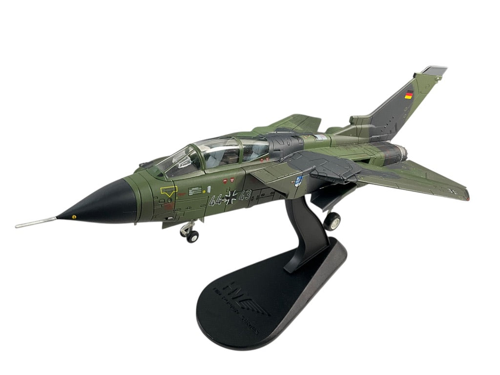 1/72 Hobbymaster (HA6701) Panavia Tornado IDS (44+43) Allgau 1980's JBG34 Deutsche Bundes Luftwaffe (Limited Edition)