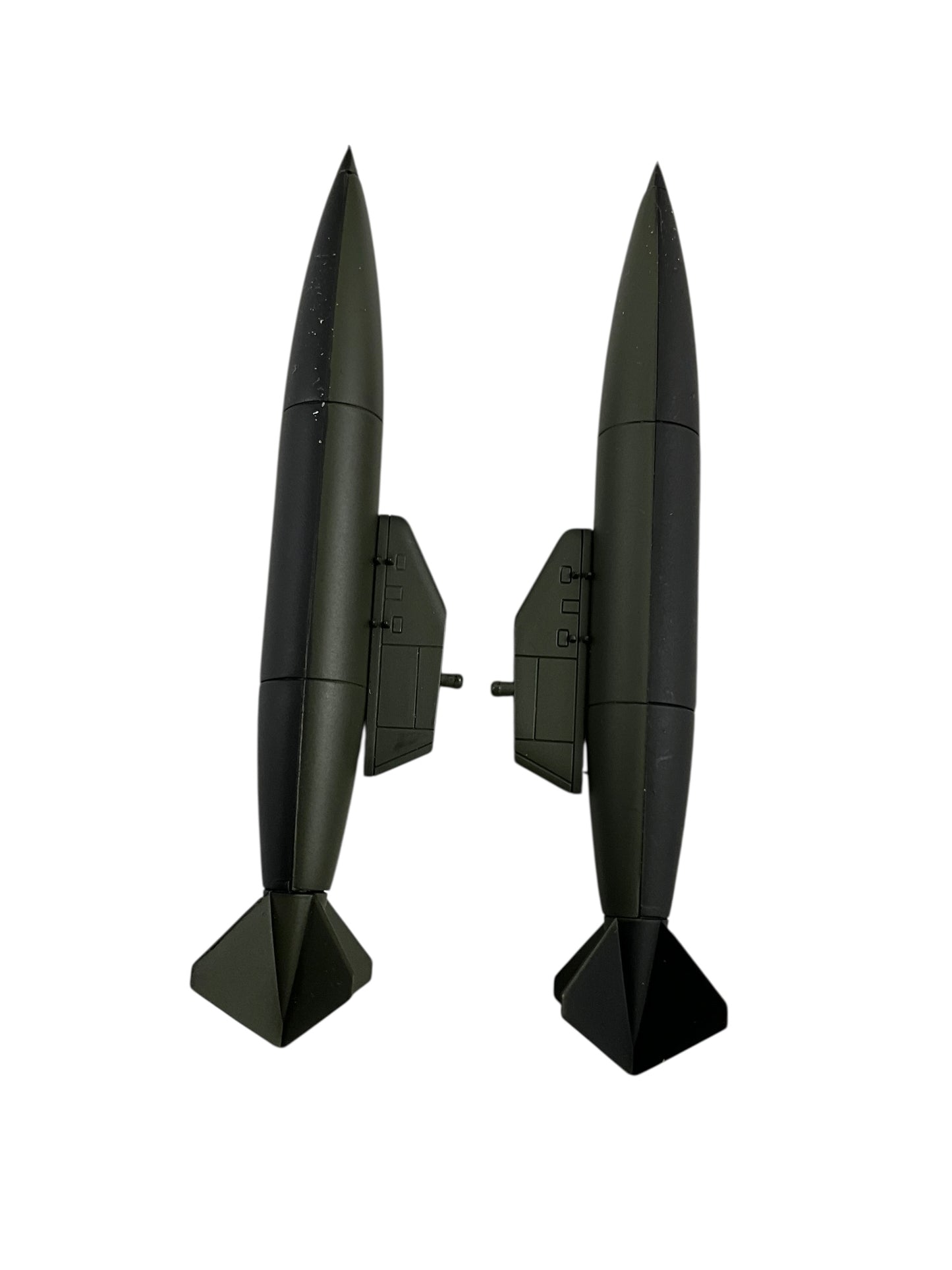 1/72 Hobbymaster (HA3001) General Dynamics F111A Aardvark (AF67-065) "Operation Linebacker" 1972 Takhli RTAFB Thailand, 474 TFW, 429 TFS Black Falcons, U.S.A.F. (Limited Edition of 3500) 2010 Release