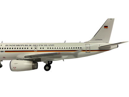 1/200 Herpa (HE553421) AIRBUS A319CJ (15-01) Flugbereitschaft - Deutsche Bundes Luftwaffe