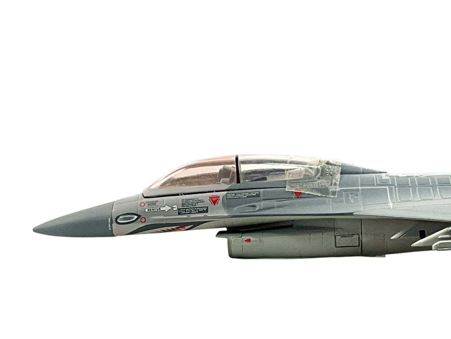 1/72 Dragon Wings (50035) General Dynamics F16D Fighting Falcon (AF85-572) 480th TFS/52nd TFW U.S.A.F. (Limited Edition)