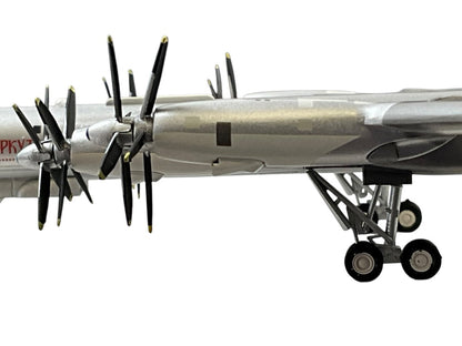 1/200 Herpa (571579) Tupolev TU-95MS Bear-H (RF-94127/Red 11) "Vorkuta" 8950th Donbass red Banner AB, Engels-2, 184  Regiment, Russian Air Force (Limited Edition)