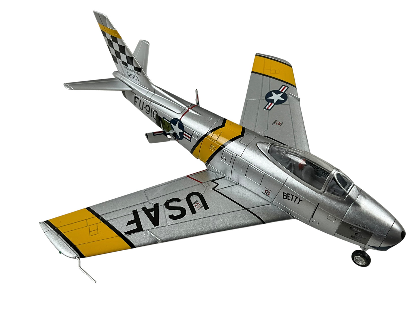1/72 HobbyMaster (HA4306) North American F86F Sabre (c/n 51-2910) "Beauteous Butch II" flown by Joseph C. McConnell Jr. {TOP ACE with 16 Kills) Suwon AB, South Korea 1953, 39th FS, 51st FW, U.S.A.F. (Limited Edition of 1000)