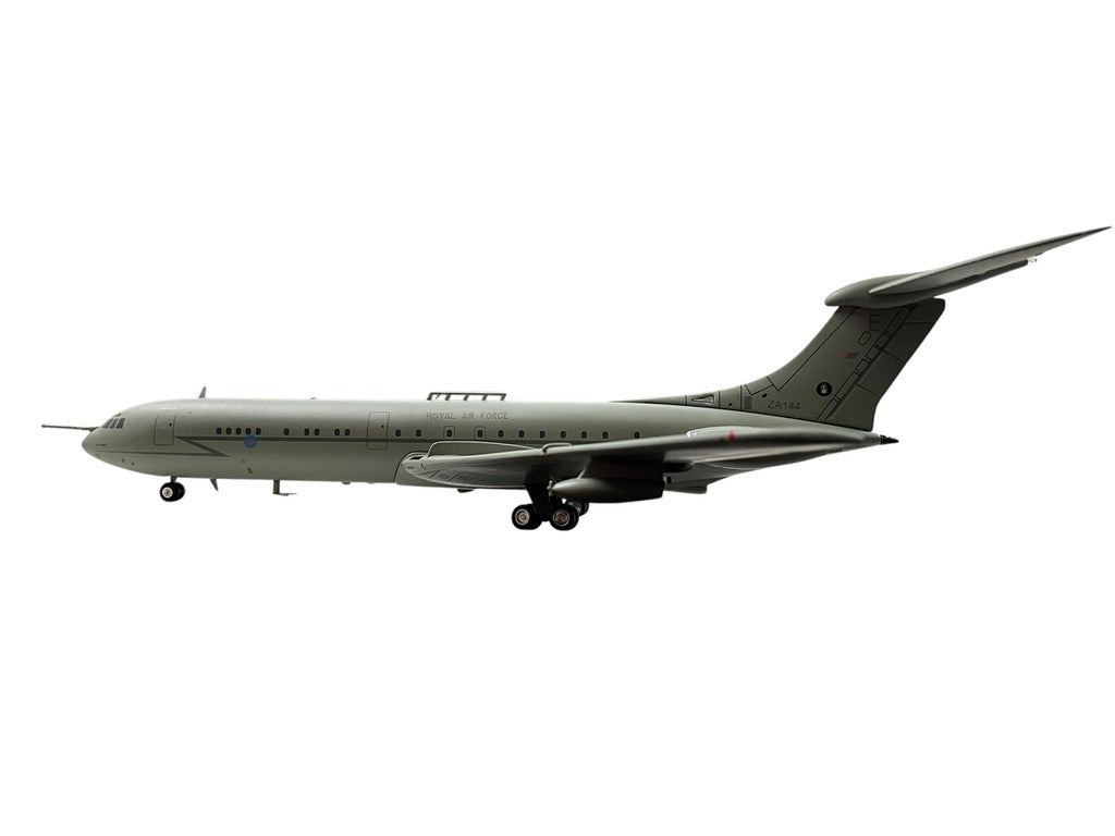 1/200 1st Choice200 (FC-VC1001) Vickers VC10-K2 (ZA144) Lo-Vis Grey Camo 101 Sqdn R.A.F. (Limited Edition) 2008 Release
