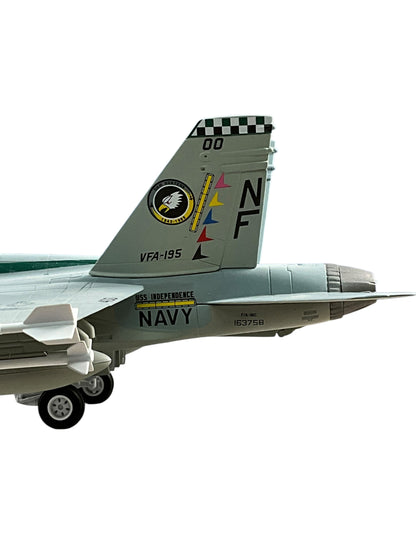 1/48 Armour/Franklin Mint (Art.98017 / B11B200) McDonnell Douglas F18C Hornet (400 / 163758) "Chippy Ho" USS Independence VFA-195 "Dam Busters" 1943-1995 U.S.Navy (Limited Edition)