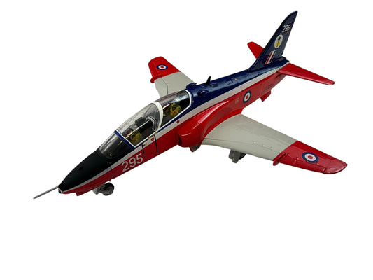 1/72 Corgi (AA36002) British Aerospace Hawk T1A Valley, Anglesey No.4 Flying Training School, R.A.F. 1995 (Limited Edition) #2876 of Only 2950)_