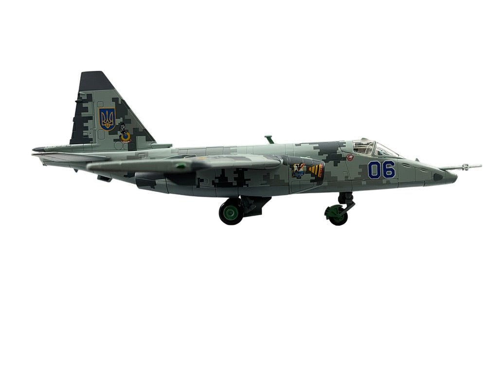 1/72 Hobbymaster (HA6102) Sukhoi SU25M1 Frogfoot (Blue 06) "Winter Digital Camoflage"  Nikolaev 2014, 299 Aviation Brigade, Ukraine Air Force