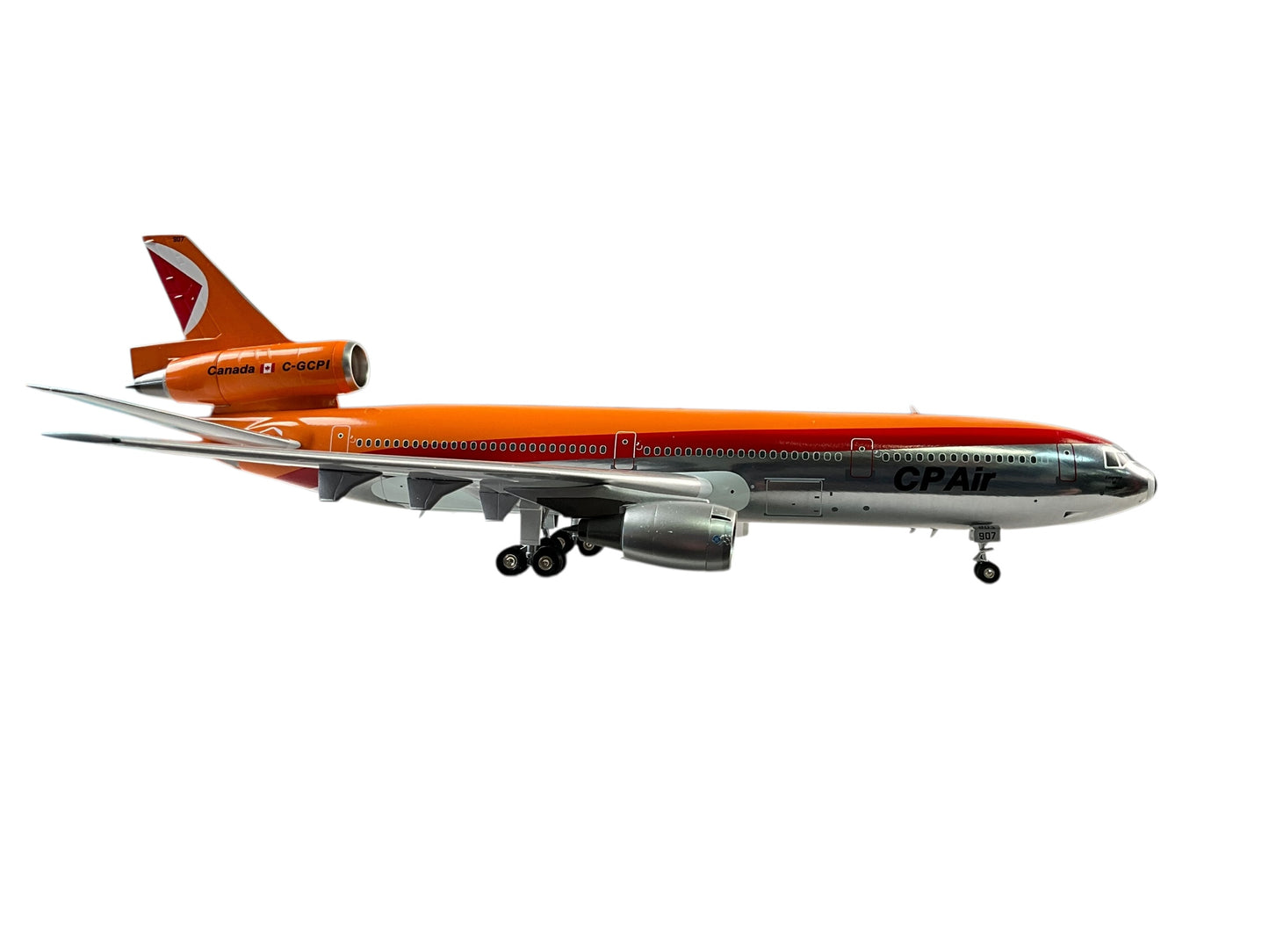1/200 Inflight200 (IF103CP0625P) McDonnell Douglas DC10-30ER (C-GCPI) "Empress of Honolulu"CP Air (Limited Edition of Only 144) 2025 Release