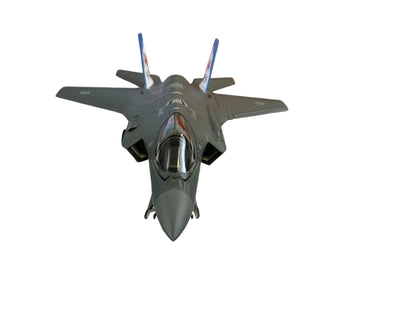 1/72 Hobbymaster (HA4429) Lockheed-Martin F35A Lightning II CAF (Mock-up) Canadian Aviation $ Space Museum, Ottawa 2010 (Limited Edition)