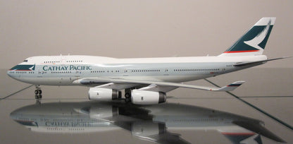 1/200 Blue Box (BB-CATH) Boeing B747-400 (B-HOW) Cathay Pacific (Limited Edition) 2019 Release
