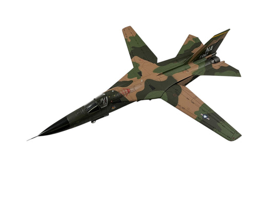 1/72 Hobbymaster (HA3025) General Dynamics F111 Aardvark (67-0067) Thailand, 1970, 474th TFW, 429th TFS, USAF (Limited Edition of Only 800)