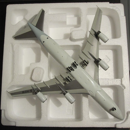 1/200 Blue Box (BBOX-CX-01) Boeing B747-400 (B-HOW) Cathay Pacific (Limited Edition) 2013 Release