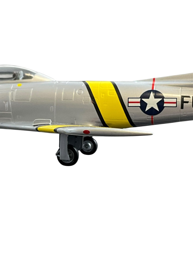1/48 Franklin Mint/Armour (B11B925 ) North American F86E Sabre (FU746) "Lady Francis" flown by Colonel Francis S. Gabreski (5 Kills) & "Michigan Center" by Major William H. Westcott 25th FS, 1st FW , U.S.A.F. Sout Korea Oct 1951 (Limited Edition)