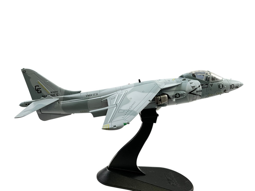 1/72 HobbyMaster (HA2624) McDonnell Douglas AV-8B Harrier II Plus (163662) Feb 1991 "Desert Storm" King Abdul Aziz Base, VMA-231 (Ace of Spades) U.S. Marine Corps (Limited Edition)