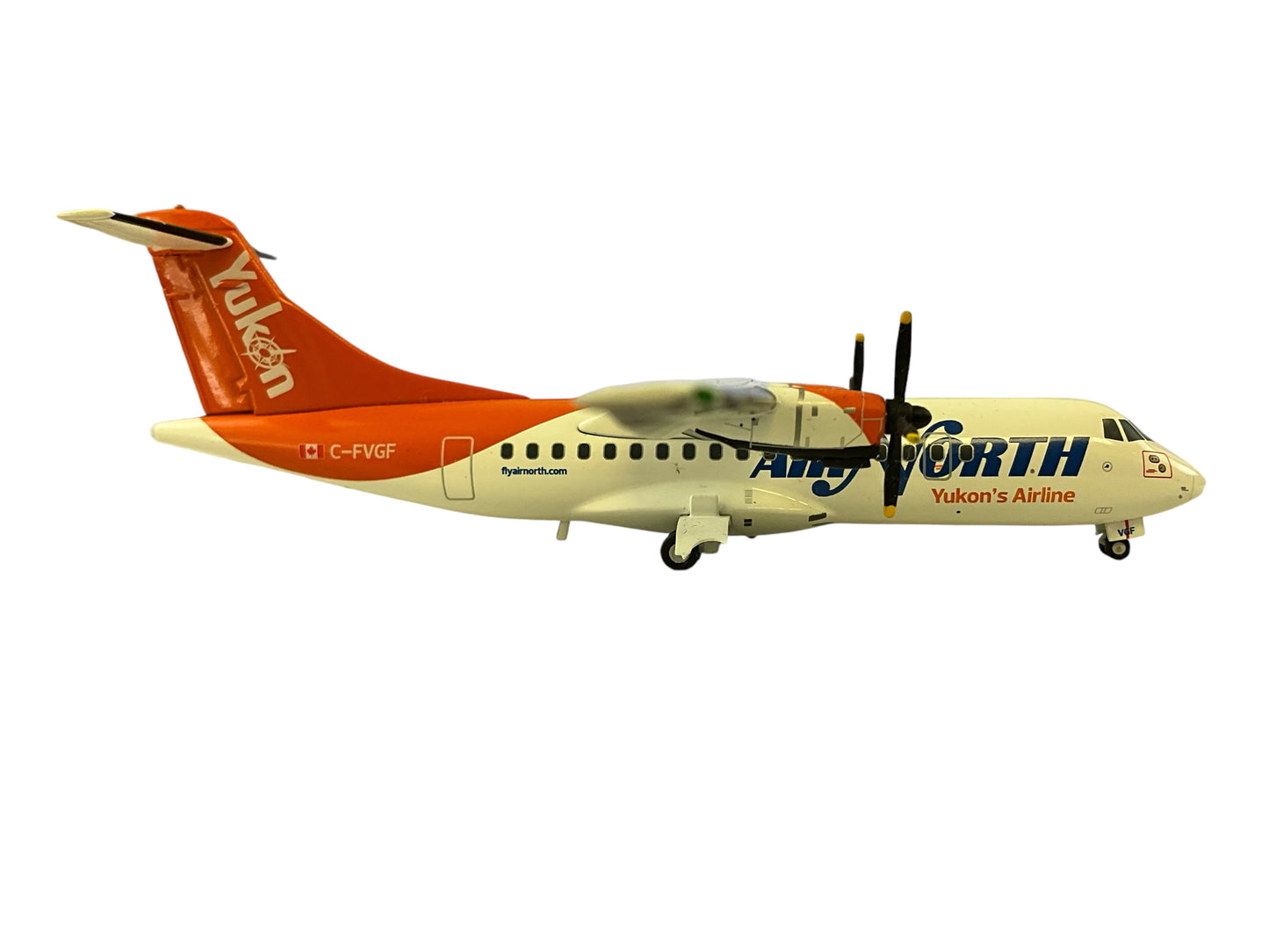 1/200 Gemini200 (G2ANT595) ATR42-300  (C-FVGF) "Yukon's Airline" Air North (Limioted Edition)