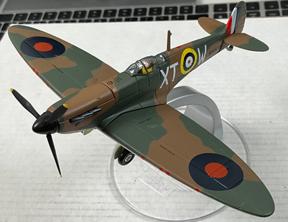 1/72 Corgi (49004) Supermarine Spitfire Mk.1 (R6835 / XT-W) flown by Flg.Off. Brian Carbury (N.Z. Ace 15+1/2 Kills) No.603 Sqdn. R.A.F. (Limited Edition) 2000 Release