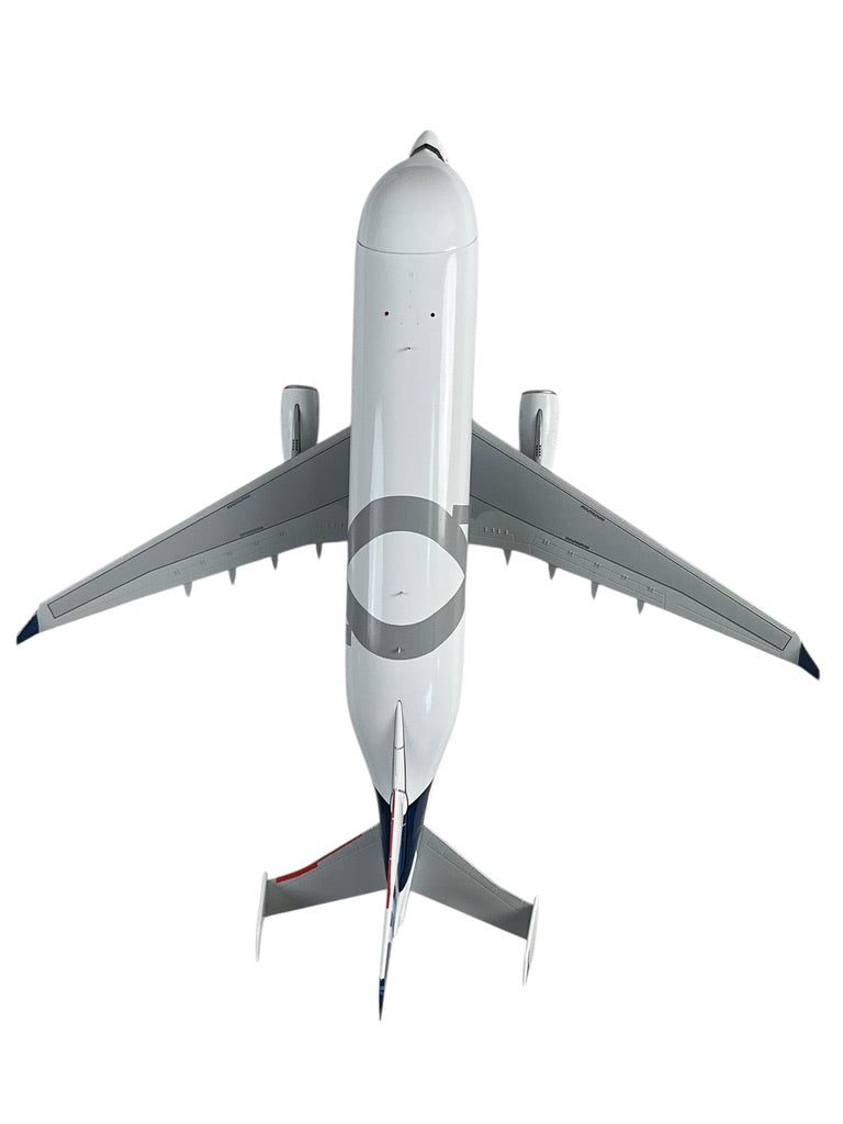 1/200 Gemini200 (G2AIR927) Airbus A330-743L BelugaXL (F-WBXL) Airbus Transport International (Limited Edition) 2021 Release