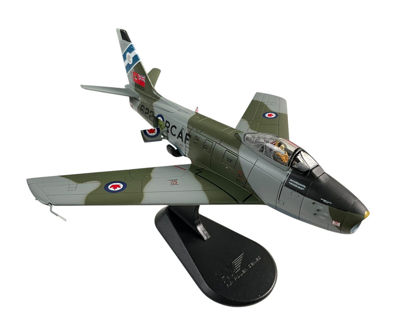 1/72 Hobbymaster (HA4326) North American F86E Sabre (Canadair CL13 Mk.6) [234622] 430 "Silver Falcon" Sqdn R.C.A.F. 1950's (Limited Edition)