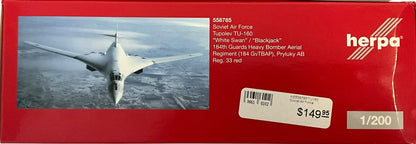 1/200 Herpa (558758) Tupolev TU-160 Blackjack "White Swan" (Red 33) Pryluky AB, 184th Heavy Bomber Aerial Regiment (184 GvTBAP) Soviet Air Force (limited Edition)