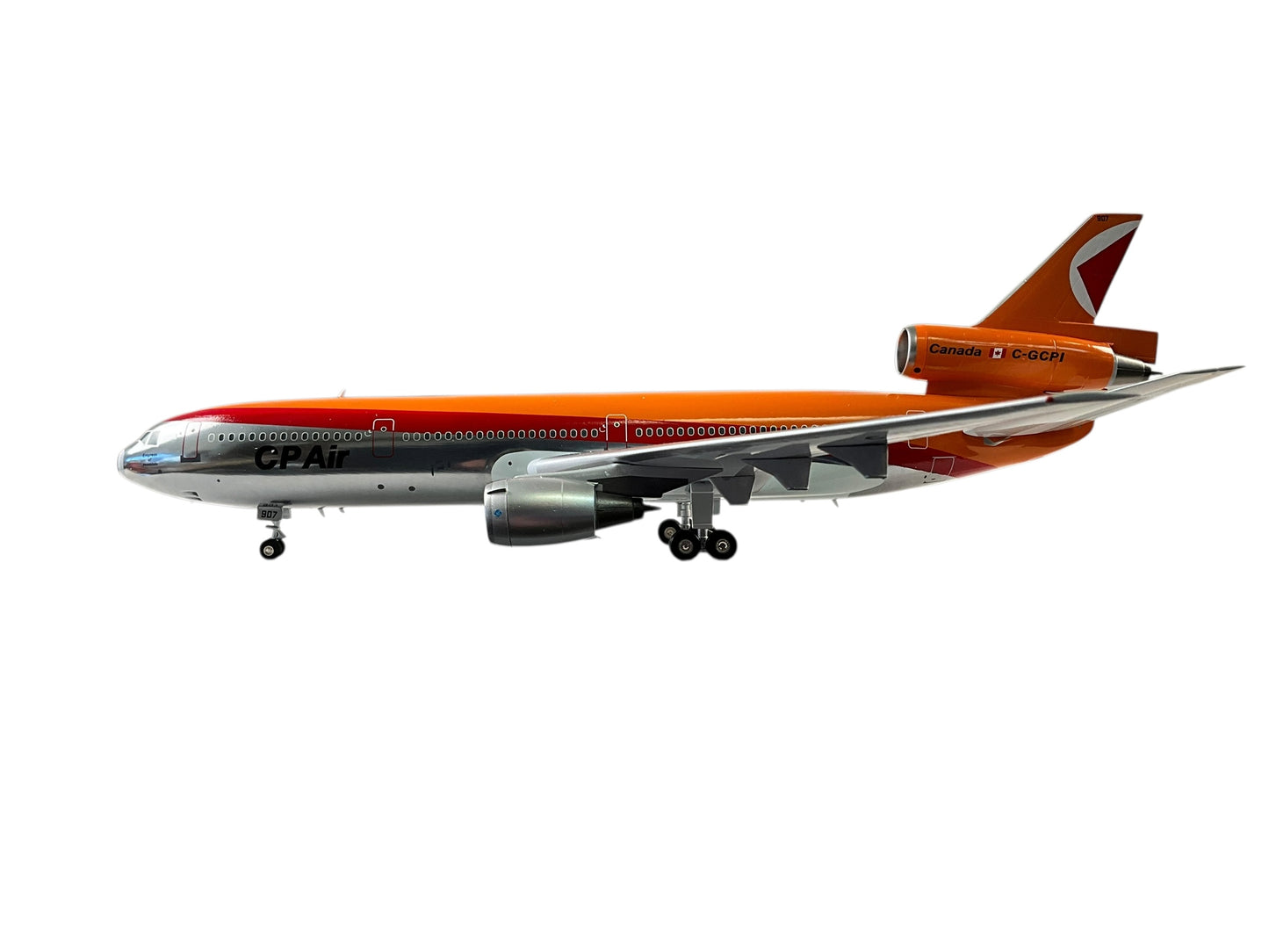 1/200 Inflight200 (IF103CP0625P) McDonnell Douglas DC10-30ER (C-GCPI) "Empress of Honolulu"CP Air (Limited Edition of Only 144) 2025 Release