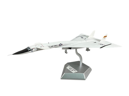 1/200 SQ Wings (L2080) North American XB70 Valkyrie (20001) Edwards AFB, Ca 1966, N.A.S.A. (Limited Edition)
