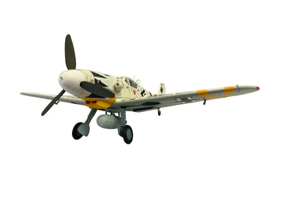 1/72 Corgi (AA27101) Messerschmitt Bf109G-6 White Winter Camo, flown by Erich Hartmann ("Ace of ALL Time" with 352 Kills) Hungary 1945, Kommandeur 1/JG53 Drittes Reich Luftwaffe (Limited Edition #1831 of Only 2000) 2013 Release