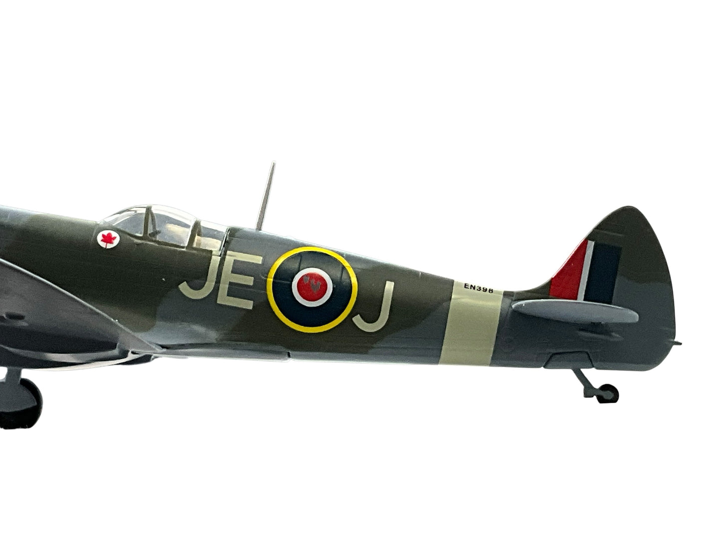 1/72 Witty Wings (WTW72-002) Supermarine Spitfire IX (JE-J / EN398) flown by WingCo James E. “Johnnie” Johnson, No.610 Sqn. WWII R.A.F. (Limited Edition)