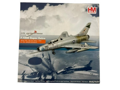 1/72 HobbyMaster (HA2101) North American F100D Super Sabre (053604) flown by Lt.Col. Harold E. Comstock July 1966 Bien Hoa AB, South Vietnam 481st TFS 27th TFW, U.S.A.F. (Limited Edition of 2500)