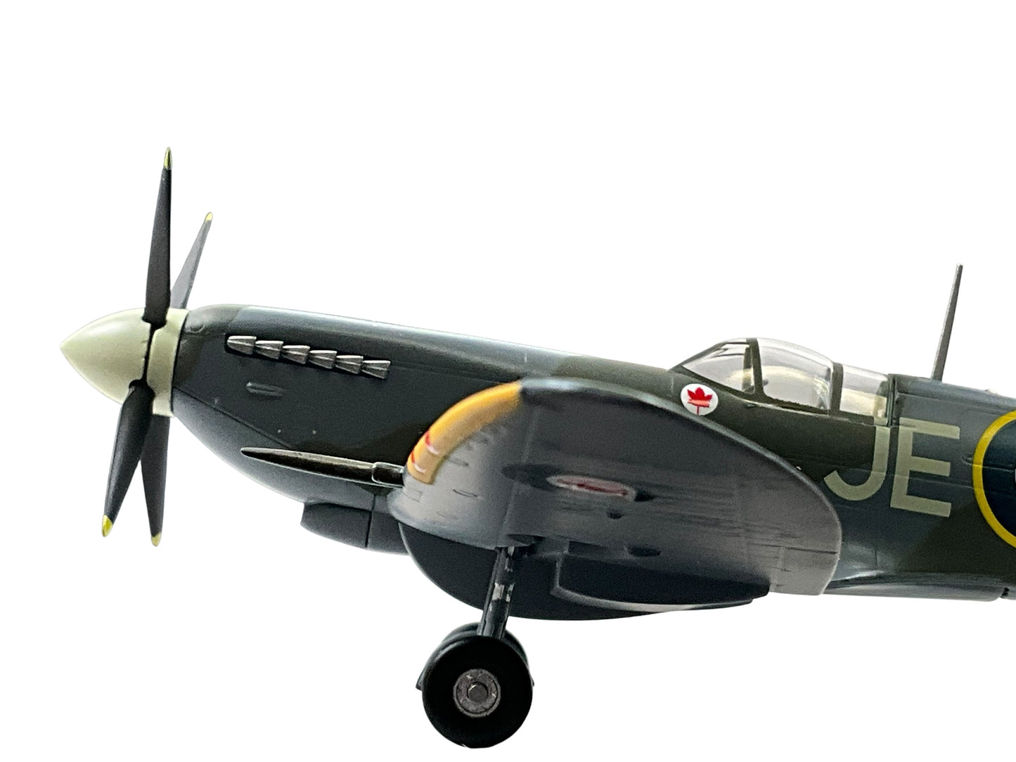 1/72 Witty Wings (WTW72-002) Supermarine Spitfire IX (JE-J / EN398) flown by WingCo James E. “Johnnie” Johnson, No.610 Sqn. WWII R.A.F. (Limited Edition)