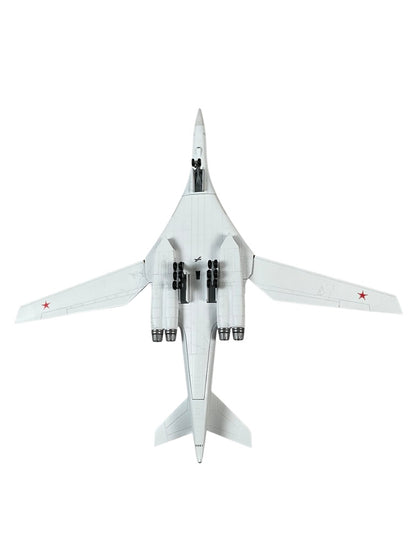 1/200 Herpa (558758) Tupolev TU-160 Blackjack "White Swan" (Red 33) Pryluky AB, 184th Heavy Bomber Aerial Regiment (184 GvTBAP) Soviet Air Force (limited Edition)