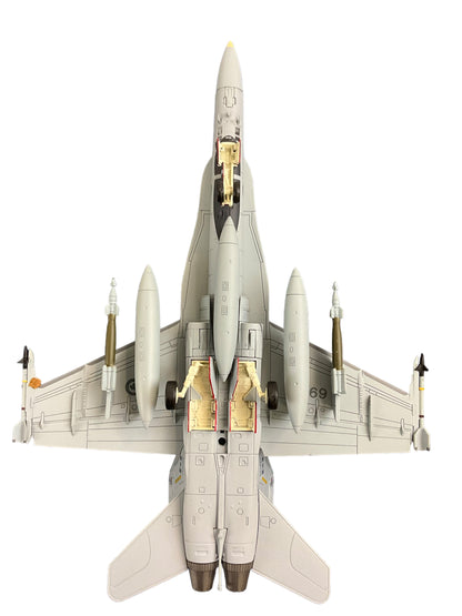 1/72 Hobbymaster McDonnel Douglas CF188 Hornet Diecast Model RCAF Libya No Fly Zone 2011