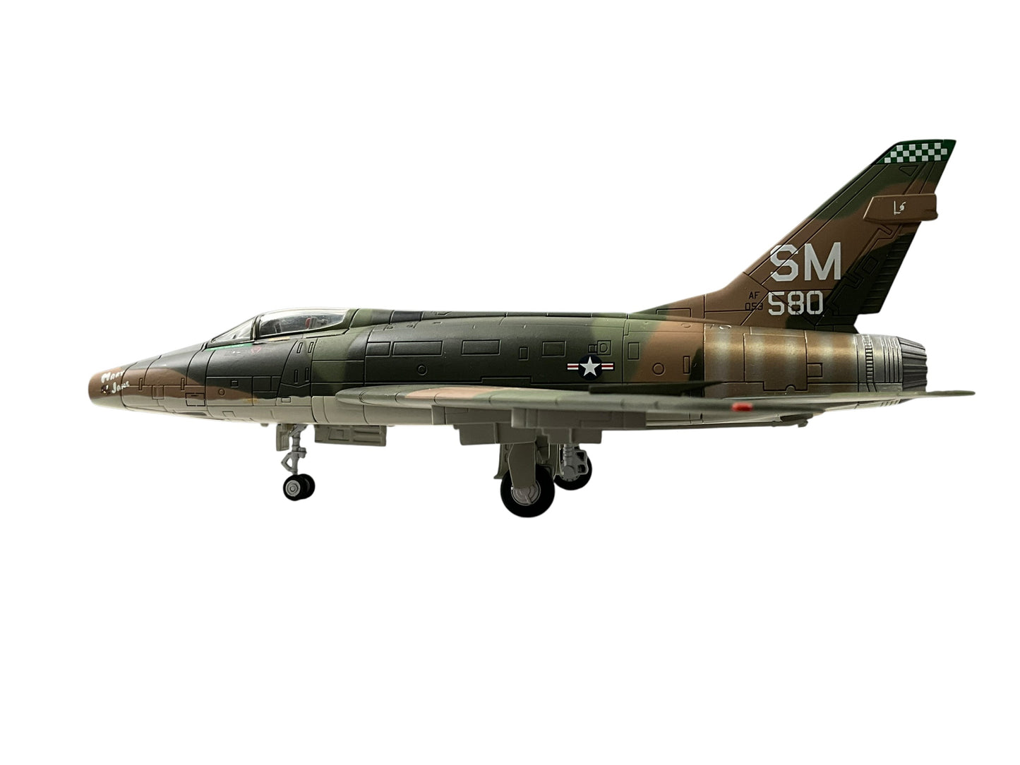 1/72 HobbyMaster (HA2102) North American F100D Super Sabre (56-3580) "Mary Jane" flown by Maj. Don Schmenk late 1969 Tuy Hoa, South Vietnam 31st TFW 308th TFS, U.S.A.F. (Limited Edition of 2100) Sept 2008 Release