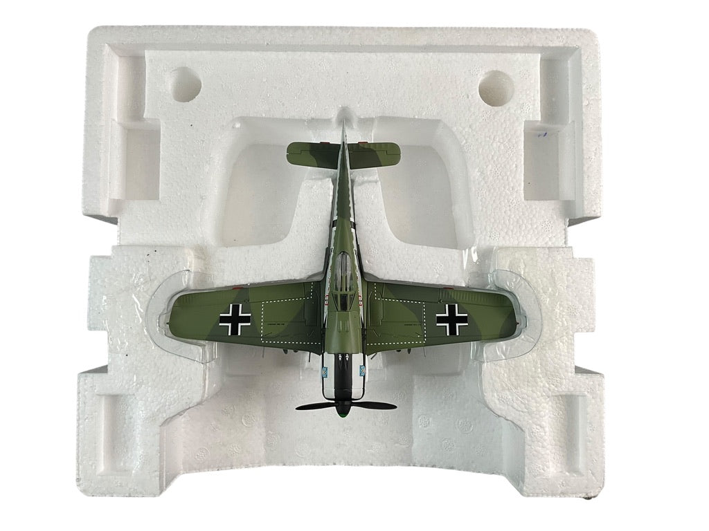 1/48 Franklin Mint/Armour (B11B586/98163) Focke-Wulf Fw190A flown by WWII Ace (68 Kills) Hptm. Fritz Losigkeit, Kdr. I/JG1 Deutsche Reich Luftwaffe (Limited Edition)