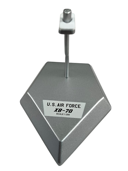 1/200 SQ Wings (L2081) North American XB70 Valkyrie (20001) U.S.Air Force (Limited Edition)