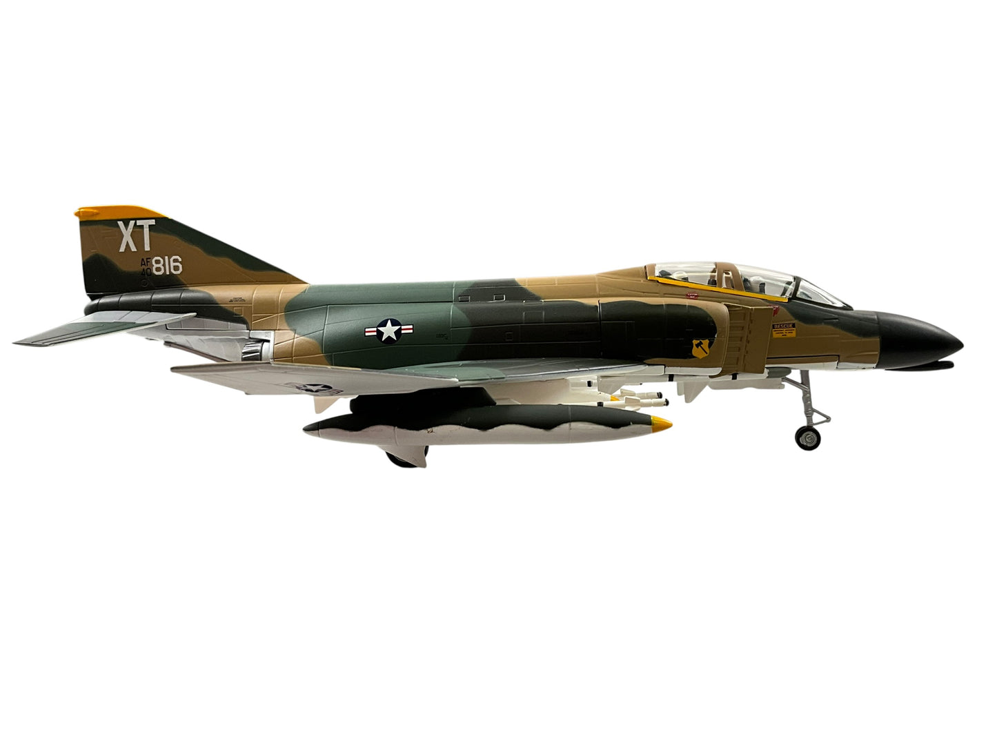 1/72 Corgi (AA33204) McDonnell Douglas F4C Phantom II ( #40-816  c/n) "Annette" flown by General Buck Shuler Jr. & Major Bill Reed, Cam Ranh Bay AB, South Vietnam 1968-69, 558th TFS, 12th TFW U.S.A.F. (Limited Edition of 5000)