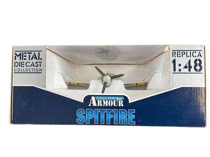1/48 Armour/Franklin Mint (98160) Supermarine Spitfire MK.V (RS+T) flown by WWII Ace W/C R.S. Tuck 124 Sqdn R.A.F. (Limited Edition)