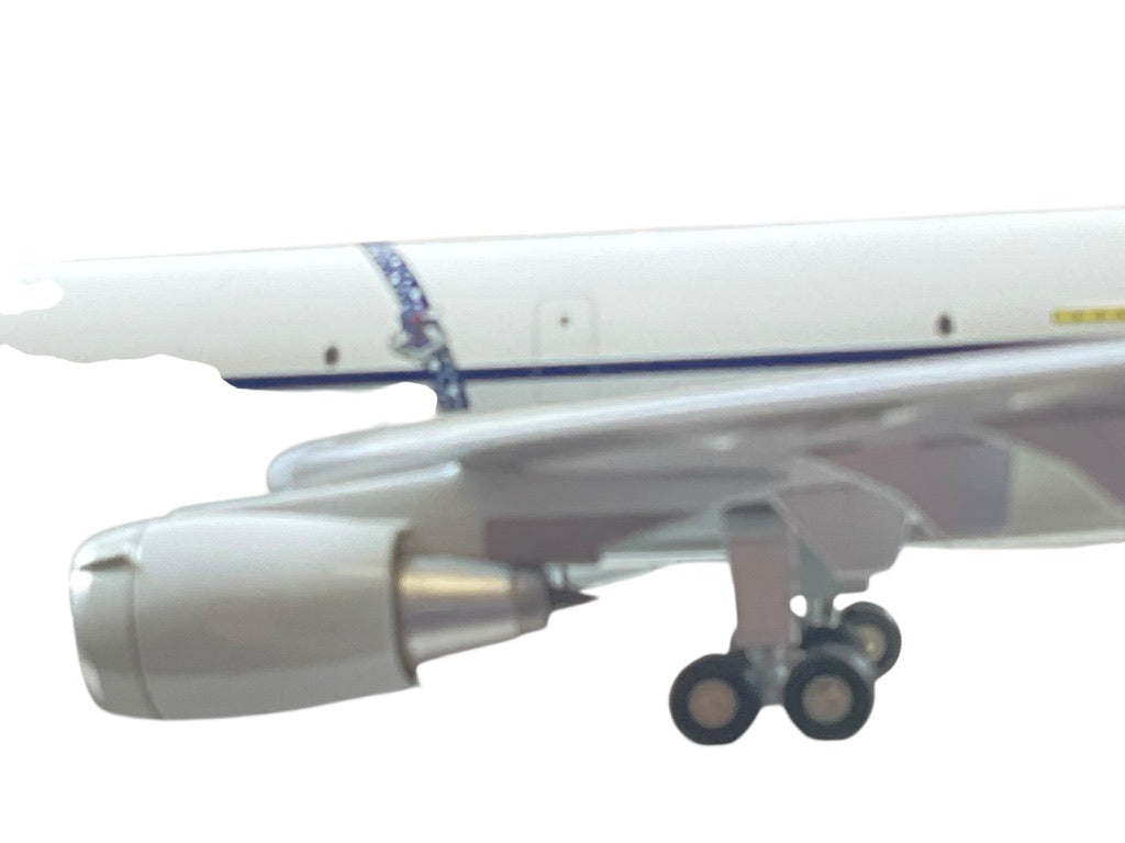 1/200  Aviation200 (AV2KC1001) McDonnell Douglas KC10A Extender (83-0077) "Great White" 1988 S.A.C. Livery, Seymour Johnson AFB, NC, 68th ARW, U.S.A.F. (Limited Edition #077 of ONLY 312)