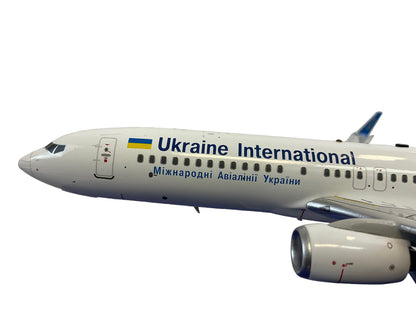 Ukrainian International Airlines Boeing 737-800 JC Wings 1:200 Scale Die Cast Model NIB